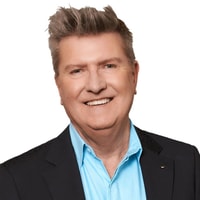 Telum Talks To: Trevor Sinclair at 2UE